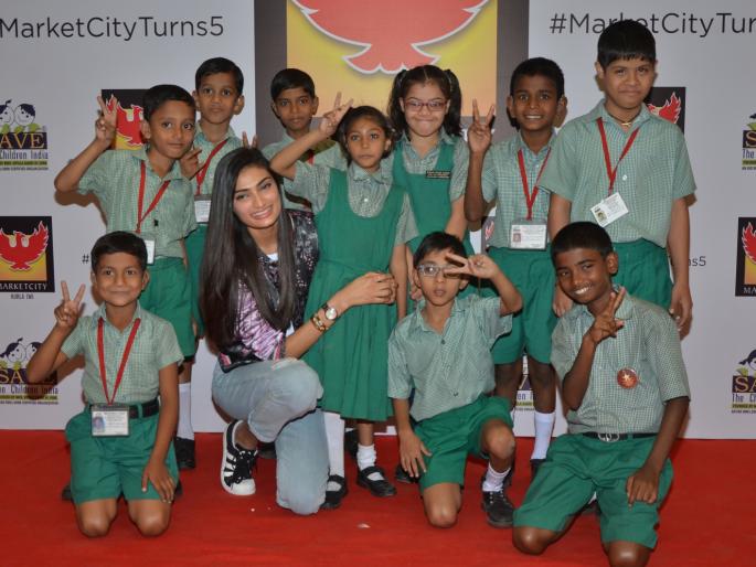 Athiya Shetty attended 5th anniversary celebration of Phoenix Marketcity Kurla | Athiya Shetty attend 5th anniversary celebration of Phoenix Marketcity Kurla