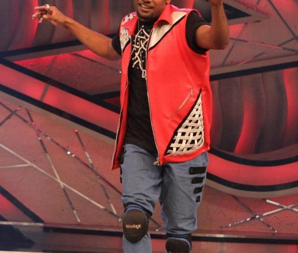 Now acting with the dancing - Dharmesh Yeelande | आता नृत्यासोबत अभिनयही - धर्मेश येलांडे Now acting with the dancing - Dharmesh Yeelande | आता नृत्यासोबत अभिनयही - धर्मेश येलांडे