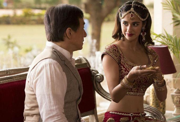 Is Jackie Chan's run away from Patani? | जॅकी चॅन का पळतोयं दिशा पटानीपासून दूर? Is Jackie Chan's run away from Patani? | जॅकी चॅन का पळतोयं दिशा पटानीपासून दूर?
