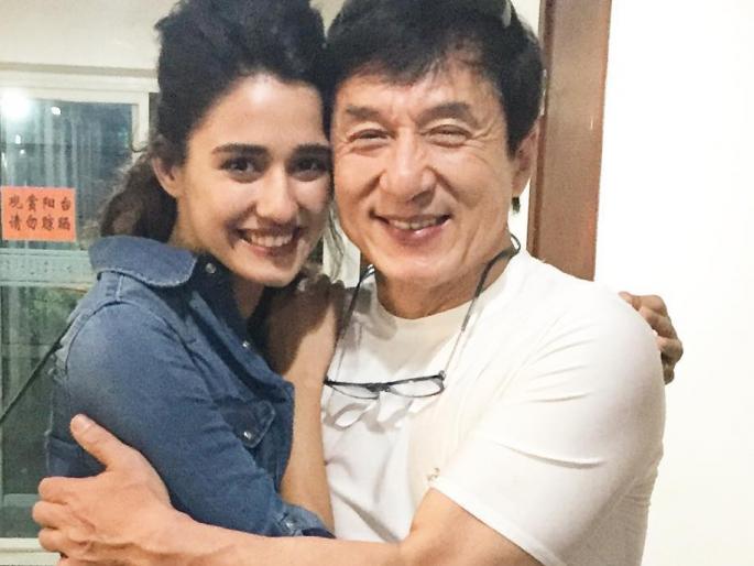 When ... Jackie Chan sang in Hindi song | जेव्हा...जॅकी चॅनने गायले हिंदीत गाणे When ... Jackie Chan sang in Hindi song | जेव्हा...जॅकी चॅनने गायले हिंदीत गाणे