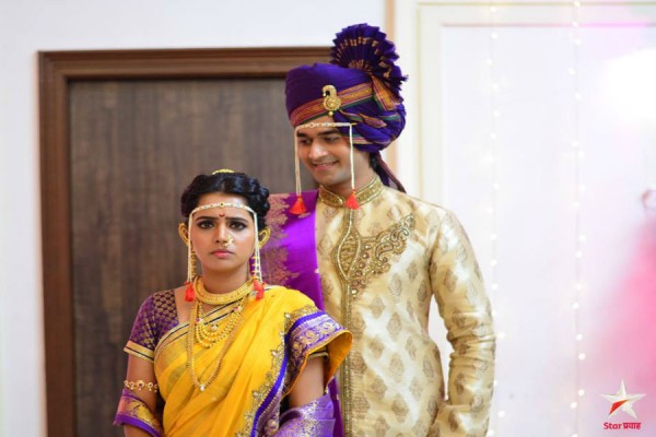 Whose wedding will be built with the couple? | दुश्यंतसोबत कोणाची लग्नगाठ बांधली जाणार? Whose wedding will be built with the couple? | दुश्यंतसोबत कोणाची लग्नगाठ बांधली जाणार?
