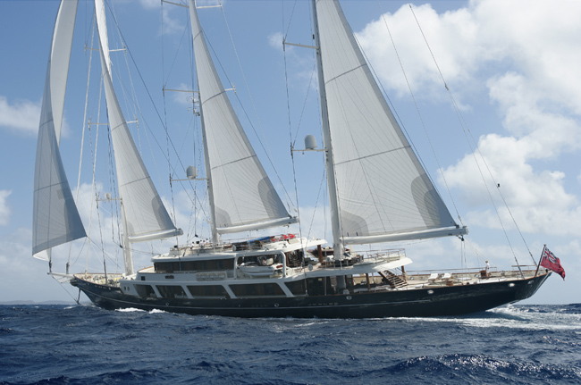 The largest boat in the world | जगभरातील सर्वात मोठ्या नौका