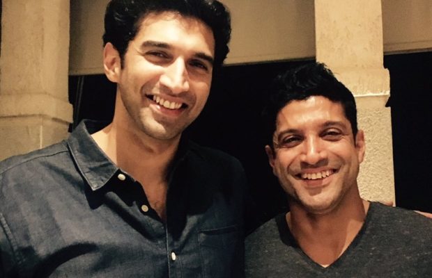 Farhan Akhtar and Aditya Roy Kapoor have come together to forget about the controversy over Shraddha Kapoor | श्रद्धा कपूरवरुन झालेले भांडण विसरुन एकत्र आले फरहान अख्तर आणि आदित्य रॉय कपूर Farhan Akhtar and Aditya Roy Kapoor have come together to forget about the controversy over Shraddha Kapoor | श्रद्धा कपूरवरुन झालेले भांडण विसरुन एकत्र आले फरहान अख्तर आणि आदित्य रॉय कपूर