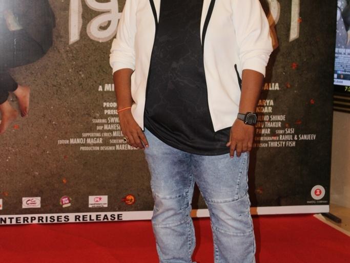 Saying Ganesh Acharya, my mother is my best friend | गणेश आचार्य म्हणतायेत आई माझे सर्वस्व Saying Ganesh Acharya, my mother is my best friend | गणेश आचार्य म्हणतायेत आई माझे सर्वस्व