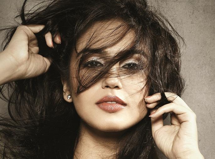 No romance with Rajni !! Huma Qureshi has given the 'this' roll! | नो रोमान्स विद रजनी!! हुमा कुरेशीला ‘या’ रोलने दिली हुलकावणी! No romance with Rajni !! Huma Qureshi has given the 'this' roll! | नो रोमान्स विद रजनी!! हुमा कुरेशीला ‘या’ रोलने दिली हुलकावणी!