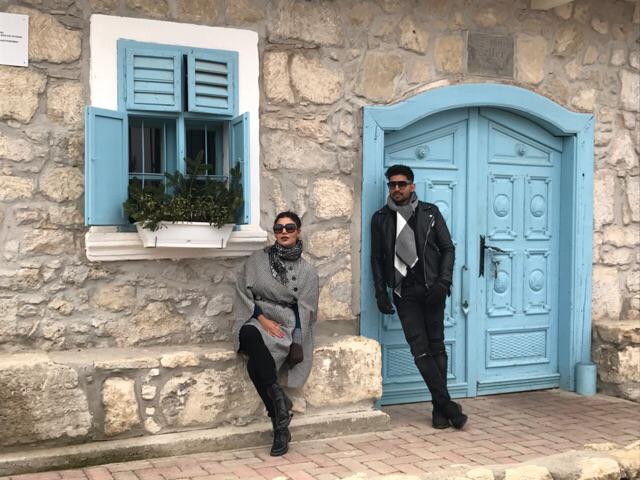 Europe Dairy: Waiting for Groomet Chowdhury and Debina to win, see Photos | Europe Dairy:गुरमीत चौधरी आणि देबिना एन्जॉय करतायेत व्हॅकेशन,पाहा Photos Europe Dairy: Waiting for Groomet Chowdhury and Debina to win, see Photos | Europe Dairy:गुरमीत चौधरी आणि देबिना एन्जॉय करतायेत व्हॅकेशन,पाहा Photos