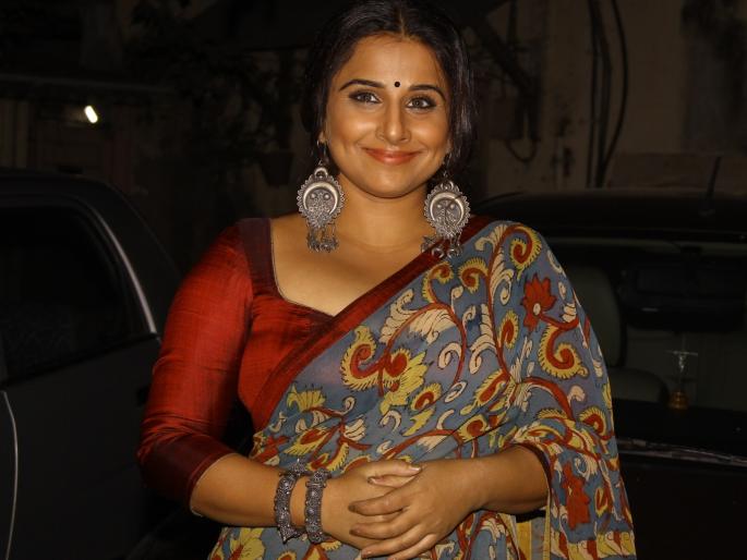 Bollywood actress Vidya Balan during Mumbai Moments 2017 Excellence in Photography award | Bollywood actress Vidya Balan during Mumbai Moments 2017 Excellence in Photography award