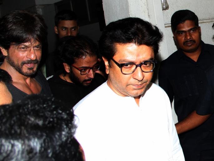 Shahrukh Khan & Raj Thackray at his dadar residence | Shahrukh Khan & Raj Thackraey at his dadar residence Shahrukh Khan & Raj Thackray at his dadar residence | Shahrukh Khan & Raj Thackraey at his dadar residence