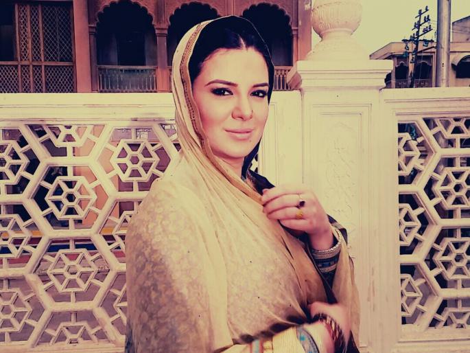 Urvashi will wear its own jewelry in the series | उर्वशी मालिकेत घालणार स्वतःचे दागिने