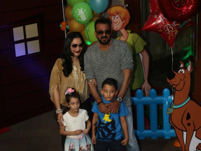 sanjay dutt kidss birthday celebration | sanjay dutt childrens birthday celebration