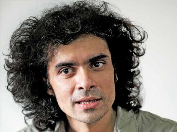 Audience does not assume - Imtiaz | प्रेक्षकांना गृहित धरत नाही-इम्तियाज Audience does not assume - Imtiaz | प्रेक्षकांना गृहित धरत नाही-इम्तियाज