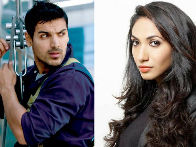 John Abraham is blackmailing me; Inspiration Arora serious charges! | जॉन अब्राहम मला ब्लॅकमेल करीत आहे; प्रेरणा अरोराने केला गंभीर आरोप! John Abraham is blackmailing me; Inspiration Arora serious charges! | जॉन अब्राहम मला ब्लॅकमेल करीत आहे; प्रेरणा अरोराने केला गंभीर आरोप!