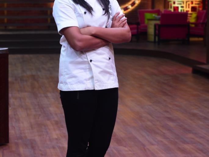 Master Chef winner Kirti Bhatika made the welcome at the airport | ​मास्टर शेफ विजेती किर्ती भोटिकाचे झाले विमानतळावरच जय्यत स्वागत