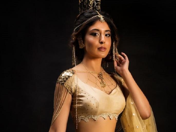 Finally, Bollywood actress Katrina got lottery! Debut from 'this' movie !! | अखेर कृतिका कामराला लागली बॉलिवूडची लॉटरी! ‘या’ चित्रपटातून करणार डेब्यू !! Finally, Bollywood actress Katrina got lottery! Debut from 'this' movie !! | अखेर कृतिका कामराला लागली बॉलिवूडची लॉटरी! ‘या’ चित्रपटातून करणार डेब्यू !!