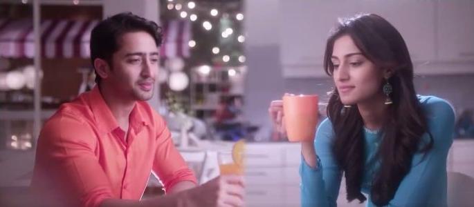 Colorful life of 'God' in Sonakshi's love | सोनाक्षीच्या प्रेमात ‘देव’चं कलरफुल्ल जीवन