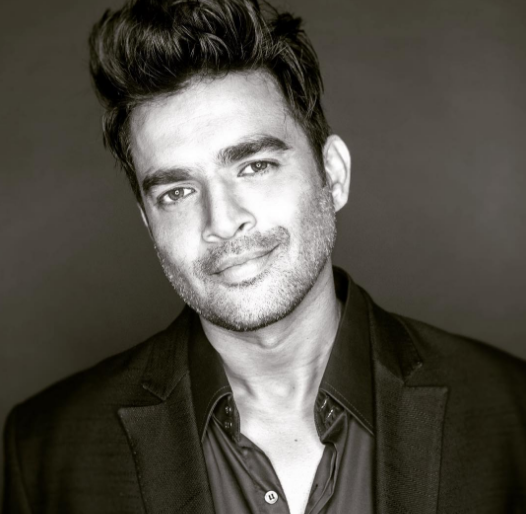 R for your upcoming movie. Madhavan did change the look? | आपल्या आगामी चित्रपटासाठी आर. माधवनने केला लूक चेंज ?