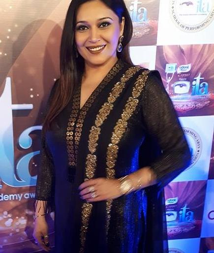 'I wanted to be a Madhuri Dixit', but, because of the 'duplicate girl' duplicate, Bollywood had to make Ramram! | ‘मैं माधुरी दीक्षित बनना चाहती थीं’,मात्र ‘धकधक गर्ल’च्या डुप्लिकेटला या कारणामुळे बॉलिवूडला करावा लागला रामराम! 'I wanted to be a Madhuri Dixit', but, because of the 'duplicate girl' duplicate, Bollywood had to make Ramram! | ‘मैं माधुरी दीक्षित बनना चाहती थीं’,मात्र ‘धकधक गर्ल’च्या डुप्लिकेटला या कारणामुळे बॉलिवूडला करावा लागला रामराम!