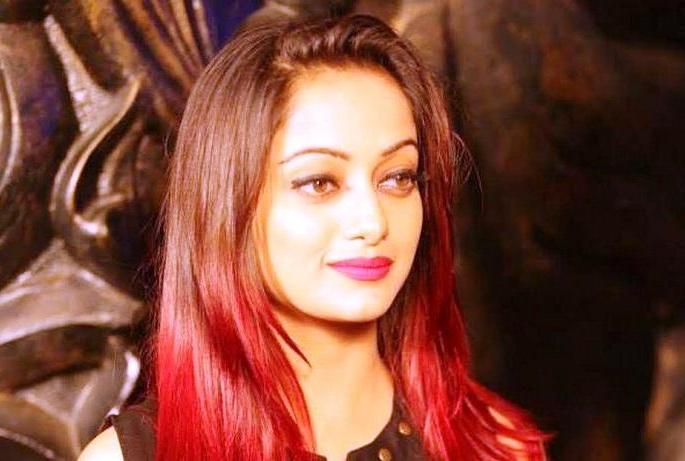 Manasi arrives in Bollywood .. | मानसी येतीये बॉलीवुडमध्ये..
