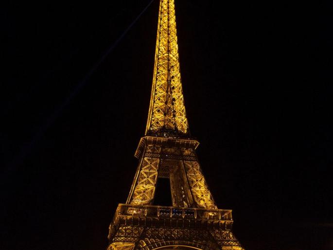 What is the secret of the moon tattoo? | चंद्राच्या टॅटूचे रहस्य काय?