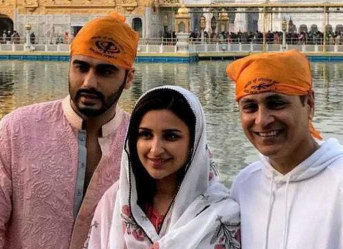 Parineeti Chopra and Arjun Kapoor will now say 'Hello England' | परिणीती चोप्रा आणि अर्जुन कपूर बोलणार आता 'नमस्ते इंग्लंड' Parineeti Chopra and Arjun Kapoor will now say 'Hello England' | परिणीती चोप्रा आणि अर्जुन कपूर बोलणार आता 'नमस्ते इंग्लंड'