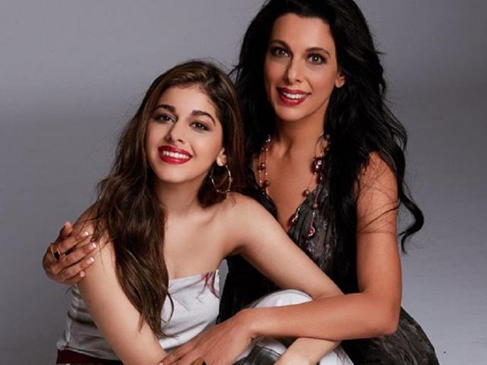 SEE BOLD PICS: Wife Bedi's daughter Alia is no less than mother! | SEE BOLD PICS : पूजा बेदीची मुलगी आलिया नाही आईपेक्षा कमी! SEE BOLD PICS: Wife Bedi's daughter Alia is no less than mother! | SEE BOLD PICS : पूजा बेदीची मुलगी आलिया नाही आईपेक्षा कमी!