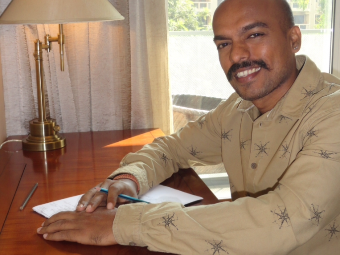 After Bollywood, now there is a need to create its own movement in the Marathi industry: Prashant Ingole | बॉलिवूडनंतर आता मराठी इंडस्ट्रीत स्वतःचे प्रस्थ निर्माण करायचे आहे ः प्रशांत इंगोले