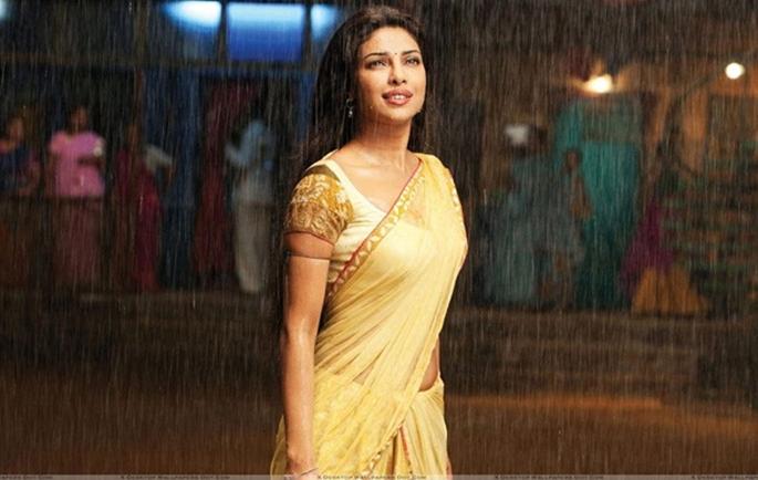Hot actress Hot 'Renee Luke' !! | बॉलिवूडमधील अभिनेत्रींचा हॉट ‘रेनी लूक’!!