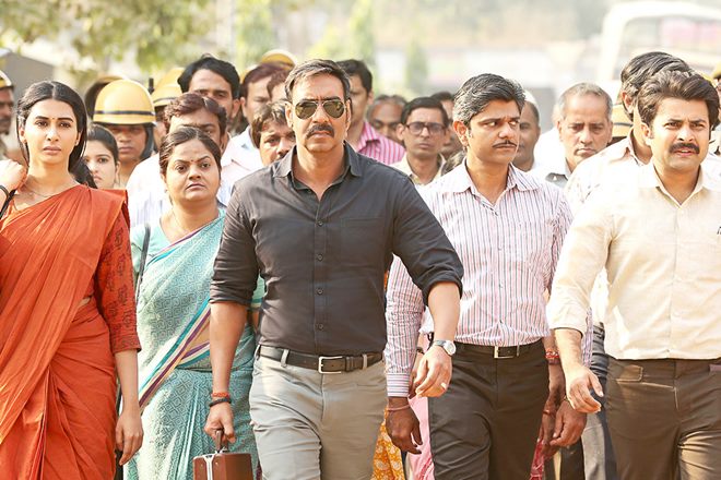 Ajay Devgn's 'Red', 85-year-old 'Azadi' enters Bollywood; Share the video with Kajol! | अजय देवगणच्या ‘रेड’मधून ८५ वर्षांच्या ‘या’ आजीबार्इंनी केली बॉलिवूडमध्ये एंट्री; काजोलने केला व्हिडीओ शेअर! Ajay Devgn's 'Red', 85-year-old 'Azadi' enters Bollywood; Share the video with Kajol! | अजय देवगणच्या ‘रेड’मधून ८५ वर्षांच्या ‘या’ आजीबार्इंनी केली बॉलिवूडमध्ये एंट्री; काजोलने केला व्हिडीओ शेअर!