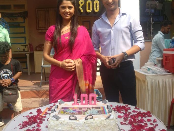 "Radha Prem Rangi Rangali" completes 100 episodes, artist performs during celebration | “राधा प्रेम रंगी रंगली” मालिकेचे १०० भाग पूर्ण,सेलिब्रेशनवेळी कलाकारांनी अशी केली धमाल