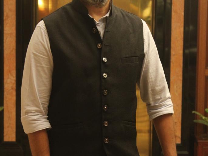 National award winner director Rajesh Mappuskar honored the King Paranjpe award | राजा परांजपे पुरस्काराने राष्ट्रीय पुरस्कार विजेते दिग्दर्शक राजेश मापुसकर यांचा गौरव