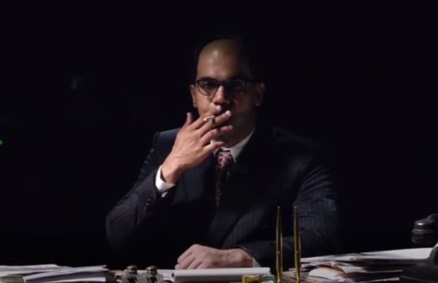While playing the role of Subhash Chandra Bose, Rajkumar Rao went on to smoke! | सुभाषचंद्र बोस यांची भूमिका साकारताना राजकुमार राव गेला धूम्रपानाच्या आहारी!