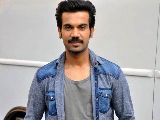 Trapped: Rajkumar Rao consumes 20 days only carrot! | Trapped : राजकुमार रावने २० दिवस खाल्ले फक्त गाजर! Trapped: Rajkumar Rao consumes 20 days only carrot! | Trapped : राजकुमार रावने २० दिवस खाल्ले फक्त गाजर!