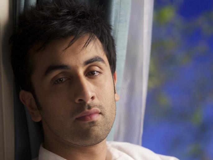 Why Ranbir is suffering from 'Single' States? | का होतोय रणबीरला ‘सिंगल’ स्टेट्सचा त्रास? Why Ranbir is suffering from 'Single' States? | का होतोय रणबीरला ‘सिंगल’ स्टेट्सचा त्रास?