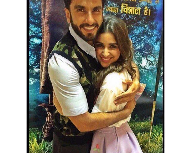 Ranveer-Parineeti 'Magic Ki Zappi'! | रणवीर-परिणीतीची ‘जादू की झप्पी’!