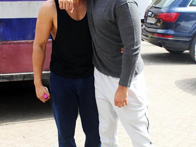 OMG: 'Kisung Attack' by Varun Dhawan, actor 'Photos'! | OMG : वरुण धवनवर ‘या’ अभिनेत्याने केला किसिंग अटॅक, पहा फोटो! OMG: 'Kisung Attack' by Varun Dhawan, actor 'Photos'! | OMG : वरुण धवनवर ‘या’ अभिनेत्याने केला किसिंग अटॅक, पहा फोटो!