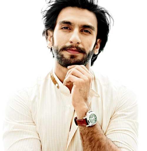Selfishness with Ranveer's fan ... | रणवीरचे फॅनसोबत सेल्फीसेशन... Selfishness with Ranveer's fan ... | रणवीरचे फॅनसोबत सेल्फीसेशन...