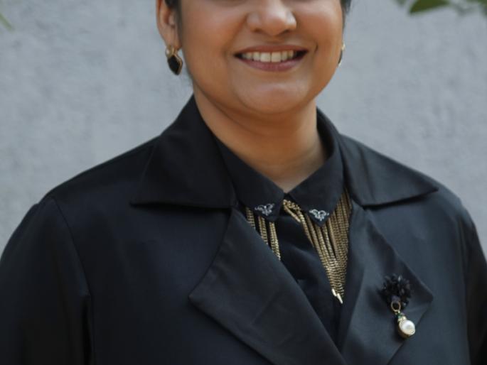 Renuka Shahane tells that Supriya Pathak is my all-time favorite Lady Dawn | ​रेणुका शहाणे सांगतेय सुप्रिया पाठक माझ्या ऑल टाईम फेव्हरेट लेडी डॉन
