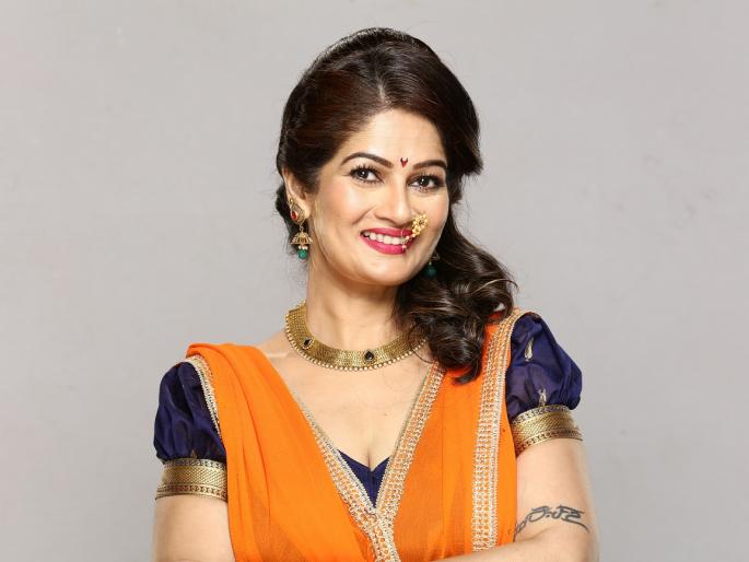 Bigg Boss house "Sasubai" and "Pinky Pingale"! | बिग बॉसच्या घरामध्ये “सासूबाई” आणि “पिंकी पिंगळे” यांची धम्माल ! Bigg Boss house "Sasubai" and "Pinky Pingale"! | बिग बॉसच्या घरामध्ये “सासूबाई” आणि “पिंकी पिंगळे” यांची धम्माल !