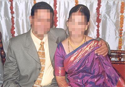 Recognize who are the superhit couple in Marathi who will soon be different | ओळखा पाहू हे कोण आहेत हे मराठीतील सुपरहिट जोडपे जे लवकरच होणार विभक्त Recognize who are the superhit couple in Marathi who will soon be different | ओळखा पाहू हे कोण आहेत हे मराठीतील सुपरहिट जोडपे जे लवकरच होणार विभक्त