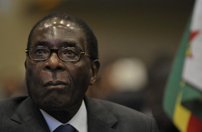 Zimbabwe Power to Stay President till Zimbabwe | झिम्बाब्वे राष्ट्रपतींना शंभरीपर्यंत राहायचे सत्तेत