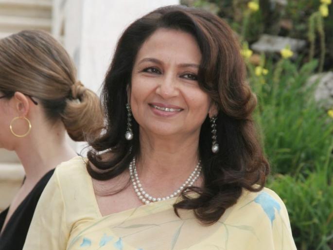 The need to write the role by putting the actress at the center - Sharmila Tagore | ​अभिनेत्रींना केंद्रस्थानी ठेऊन भूमिका लिहिण्याची गरज - शर्मिला टागोर