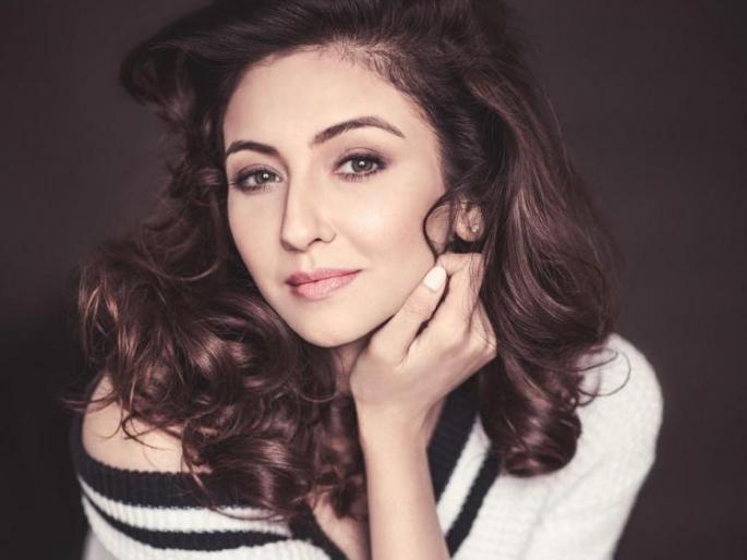 After the 10-year live-in relationship, this TV actress has married a lovely girl | 10 वर्षांच्या लिव्ह इन रिलेशनशिपनंतर या टिव्ही अभिनेत्रीने केले प्रियकराशी लग्न