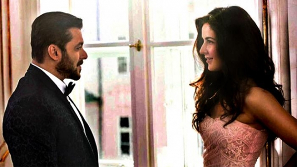 Katrina Kaif does not go away Tiger Salman Khan's eyes ... proof of this | कॅटरिना कैफवरुन हटत नाहीत टायगर सलमान खानची नजर... हा घ्या पुरावा Katrina Kaif does not go away Tiger Salman Khan's eyes ... proof of this | कॅटरिना कैफवरुन हटत नाहीत टायगर सलमान खानची नजर... हा घ्या पुरावा
