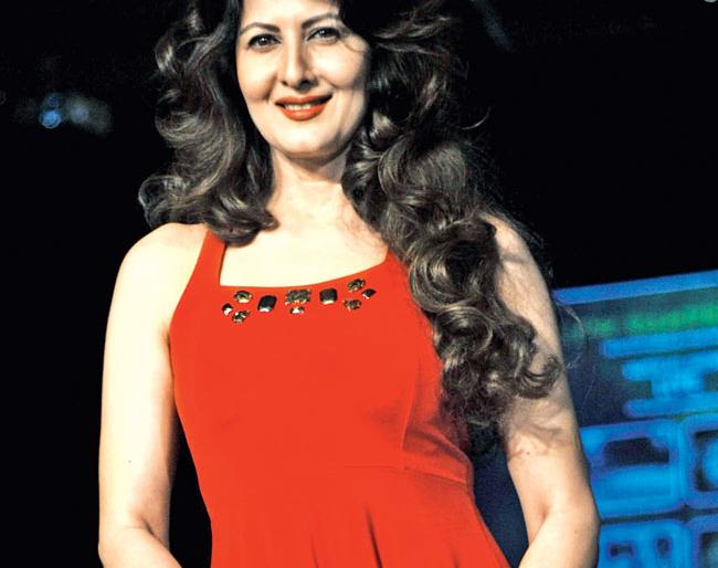 Sangeeta thinks 'Azhar' fears !! | संगीताला वाटतेयं ‘अजहर’ची भीती!! Sangeeta thinks 'Azhar' fears !! | संगीताला वाटतेयं ‘अजहर’ची भीती!!