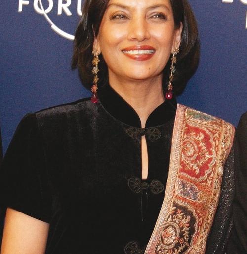 Shabana Azmi became a singer | शबाना आझमी बनल्या गायिका