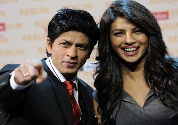 During the shooting of 'Don', Shah Rukh Khan thought to have got married for the second time! | ‘डॉन’च्या शूटिंगदरम्यान शाहरुख खानच्या मनात दुसºयांदा लग्न करण्याचा आला होता विचार! During the shooting of 'Don', Shah Rukh Khan thought to have got married for the second time! | ‘डॉन’च्या शूटिंगदरम्यान शाहरुख खानच्या मनात दुसºयांदा लग्न करण्याचा आला होता विचार!