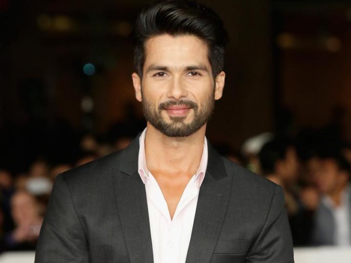 Shahid's childhood photo viral! | शाहीदचा बालपणीचा फोटो व्हायरल ! Shahid's childhood photo viral! | शाहीदचा बालपणीचा फोटो व्हायरल !