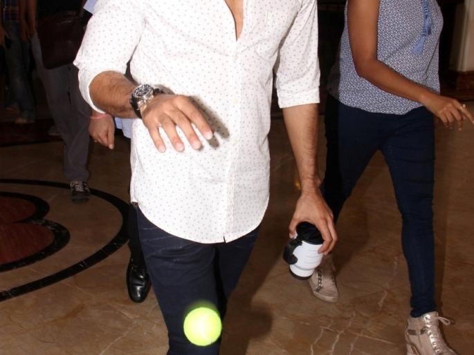 Shahid started the baby's piercing | शाहिदला लागले बाऴाचे वेध