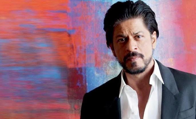 Shah Rukh Khan says that his right to give women equal status ... | शाहरूख खान म्हणतोय, महिलांना समान दर्जा देणे हा त्यांचा अधिकारच... Shah Rukh Khan says that his right to give women equal status ... | शाहरूख खान म्हणतोय, महिलांना समान दर्जा देणे हा त्यांचा अधिकारच...