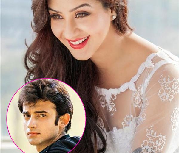 'Sister-in-law is at home' Fame Shilpa Shinde had decided to do Shikarpuda, but no marriage! | 'भाभीजी घर पर है' फेम शिल्पा शिंदेचा ठरला होता साखरपुडा,मात्र झालेच नाही लग्न! 'Sister-in-law is at home' Fame Shilpa Shinde had decided to do Shikarpuda, but no marriage! | 'भाभीजी घर पर है' फेम शिल्पा शिंदेचा ठरला होता साखरपुडा,मात्र झालेच नाही लग्न!